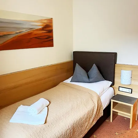 Hotel Tinschert Hotel-restaurant-partyservice 4*