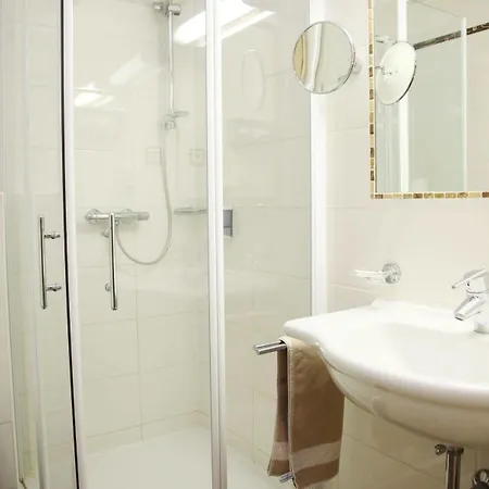 Tinschert Hotel-restaurant-partyservice Hotel 4*